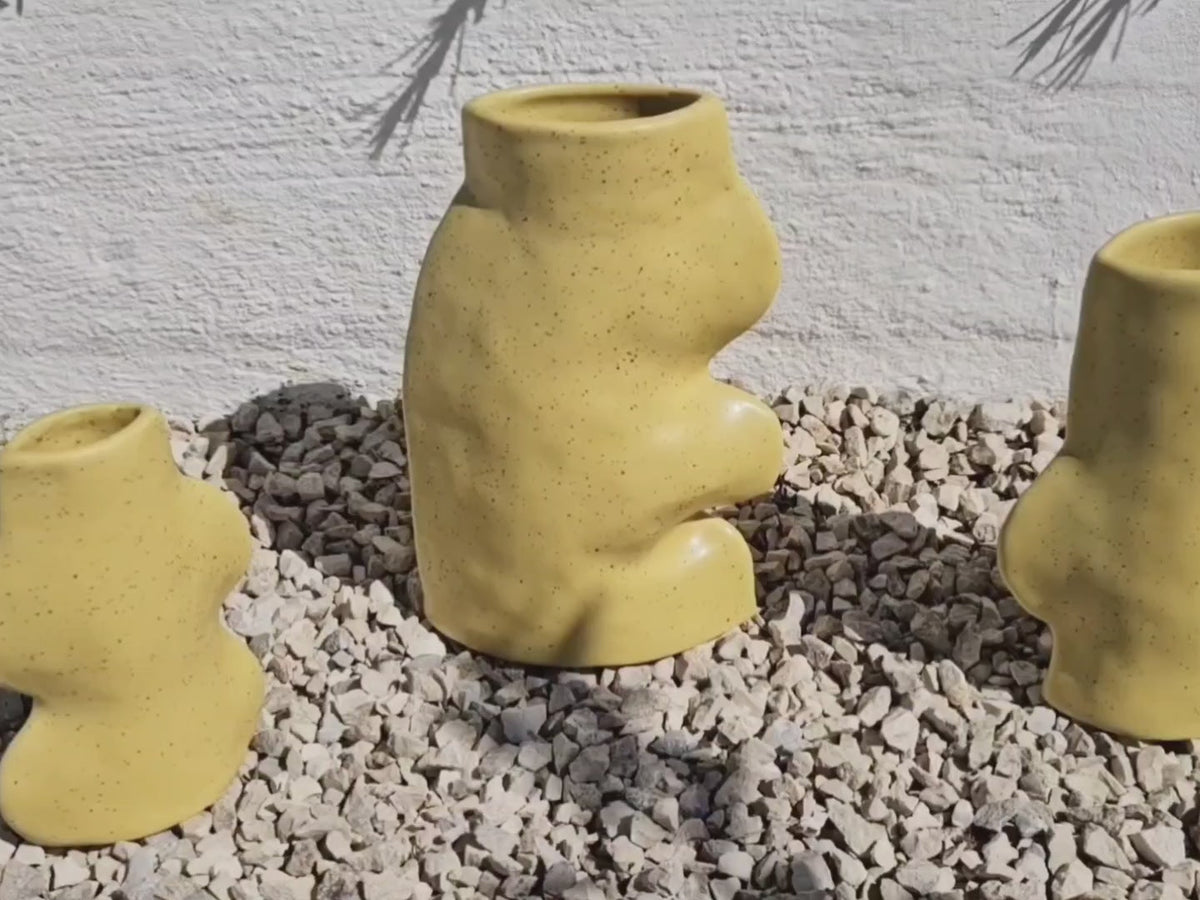 Fluxo Ceramic Vase – Large Pistachio Green