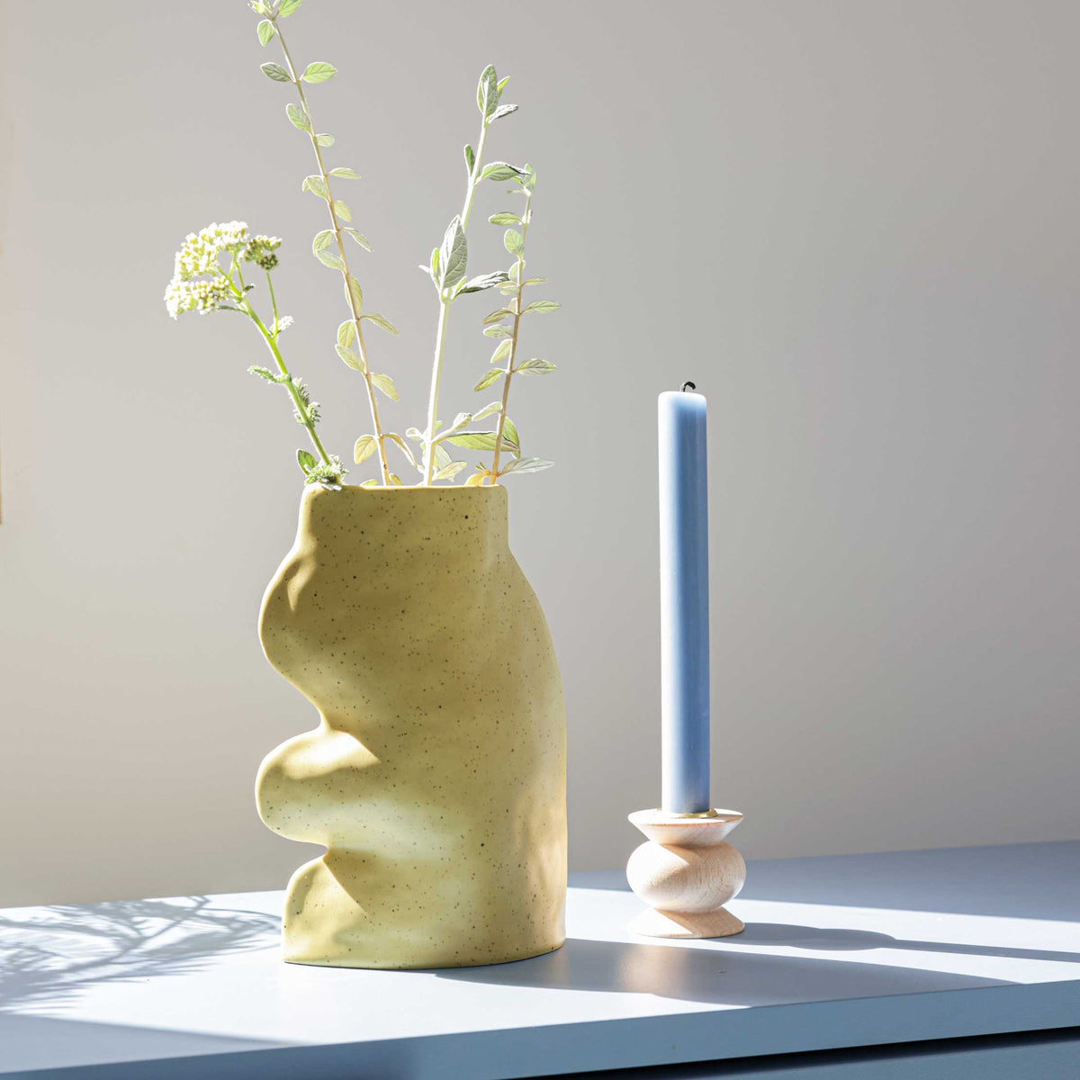 Fluxo Ceramic Vase – Large Pistachio Green