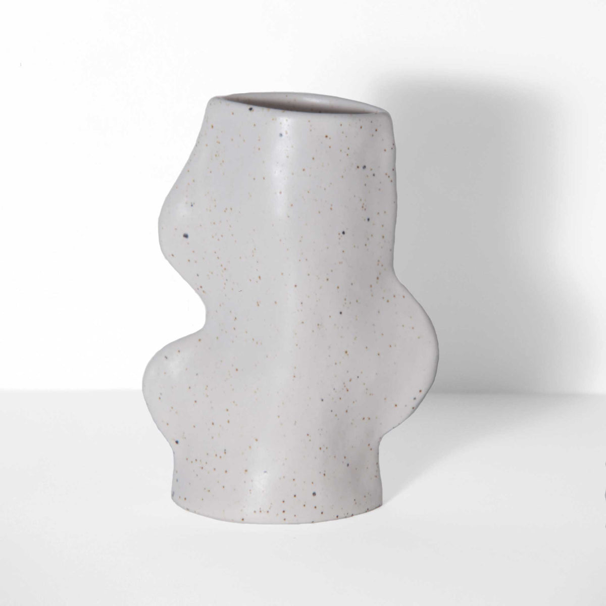 Fluxo Ceramic Vase – Medium White