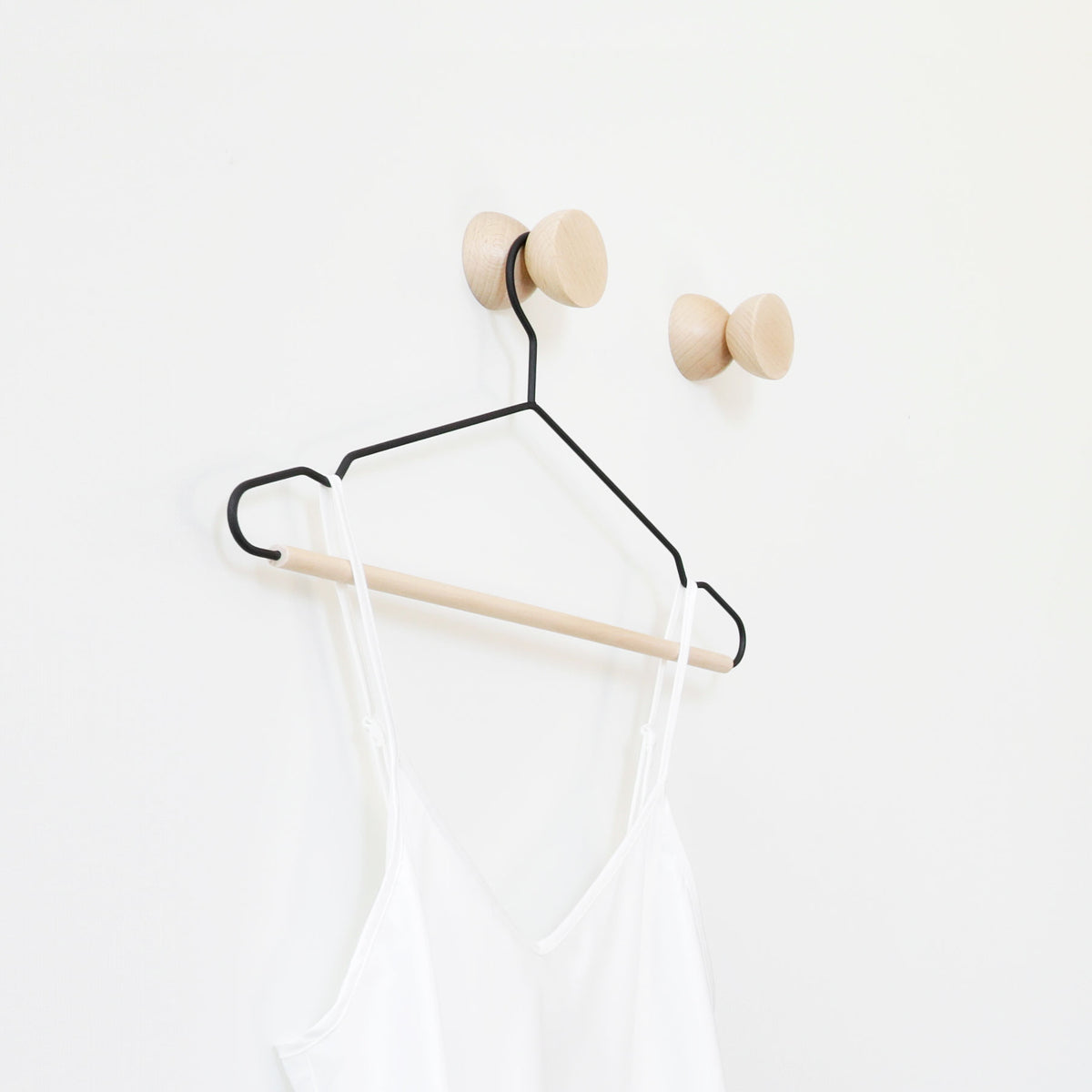 Geometric Beech Coat Hook – Set of 3